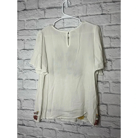 Entro white floral boho embroidered top blouse size Large. - Picture 3 of 7